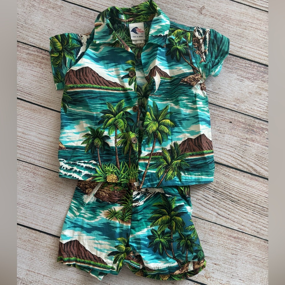 Nui Nalu Hawaiian Tropical Shirt and Shorts Set